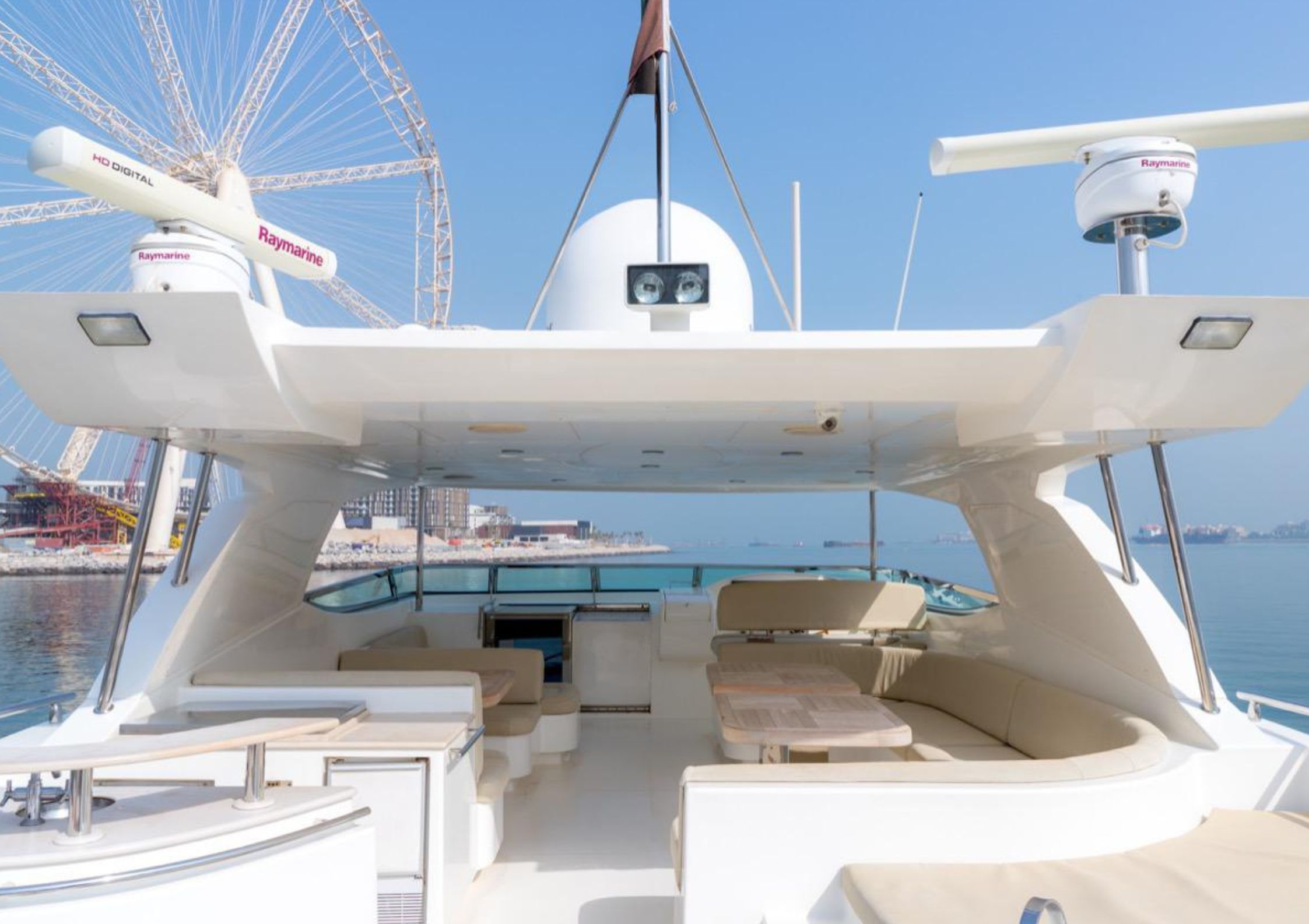 101ft yacht rental in dubai marina